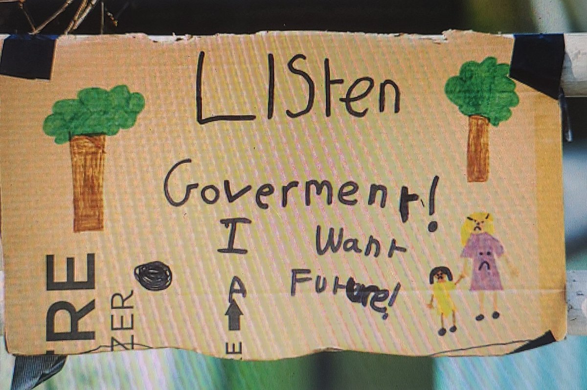 🇺🇬 XR Children (@xrchildren) on Twitter photo This child's message, written with innocence and urgency, echoes the collective cry of a generation craving a world worth inheriting. #GoGreenUg #ClimateActionNow #COP29
<a href="/LilHandsGoGreen/">Little Hands Go Green</a> <a href="/JosephMasembe1/">Joseph Masembe</a> <a href="/xruganda/">XR YOUTH UGANDA🇺🇬</a> <a href="/xrStuttgart/">Extinction Rebellion Stuttgart</a> <a href="/climatemessages/">100 Climate Messages</a> This child's message, written with innocence and urgency, echoes the collective cry of a generation craving a world worth inheriting. #GoGreenUg #ClimateActionNow #COP29
<a href="/LilHandsGoGreen/">Little Hands Go Green</a> <a href="/JosephMasembe1/">Joseph Masembe</a> <a href="/xruganda/">XR YOUTH UGANDA🇺🇬</a> <a href="/xrStuttgart/">Extinction Rebellion Stuttgart</a> <a href="/climatemessages/">100 Climate Messages</a>