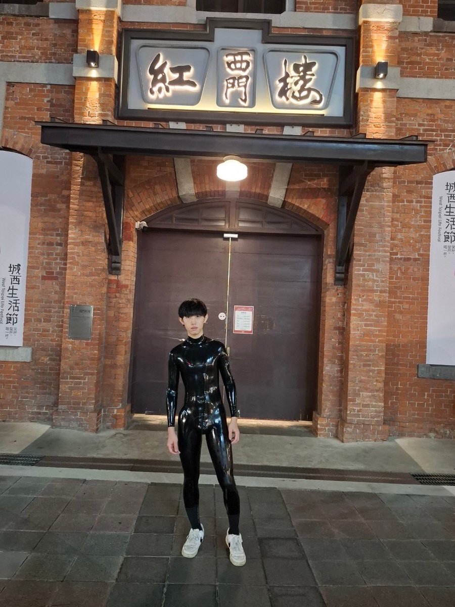 西門紅樓，還好今天人滿少的