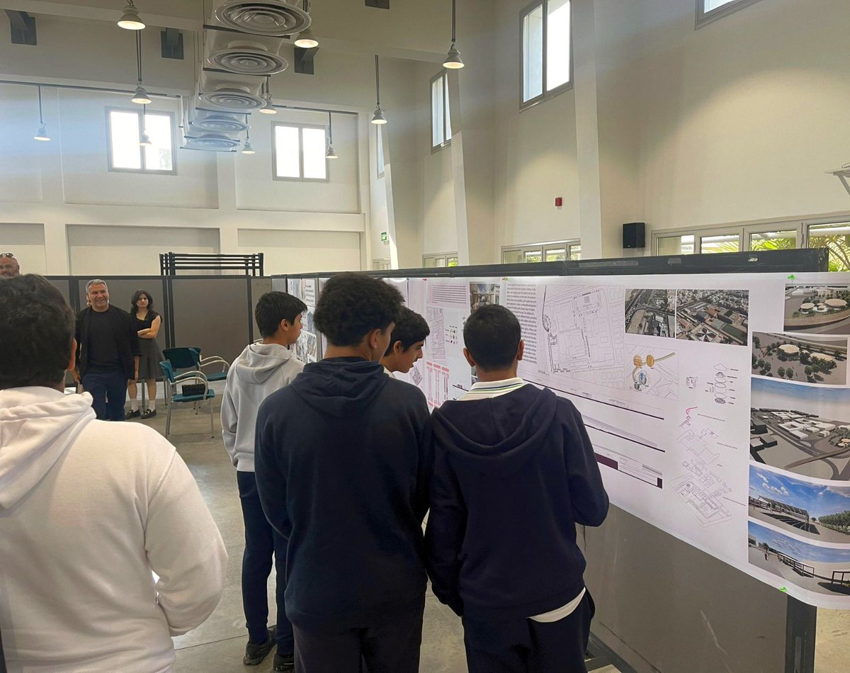 AISQ8's tweet image. Our design students had an amazing opportunity to visit Kuwait University’s architecture department and get an inside look at the entire design process. 👩🏻‍💻📐
#aisq8design #designstudents #kuwaituniversity #mypdp #ibschool