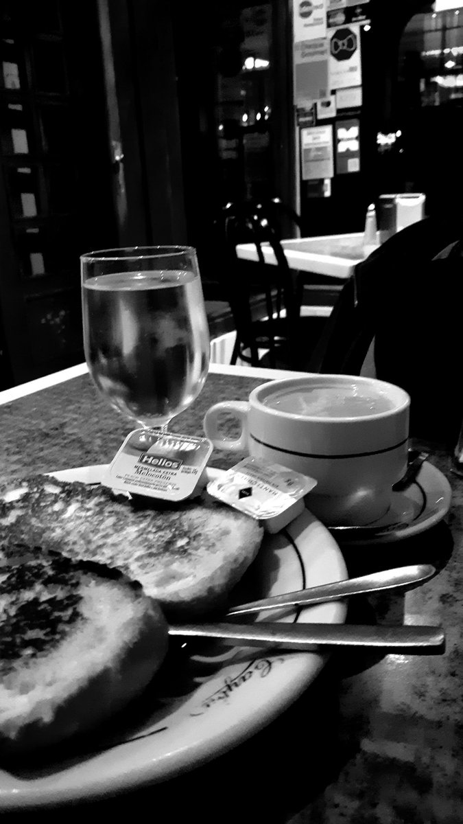 JuanPm92588109's tweet image. #lunes #cafe y #tostada y adelante con la semana. Buenos dias Loc@s