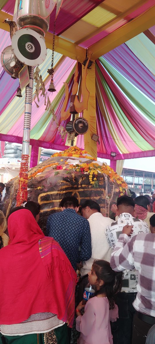 panditmishraji's tweet image. आज दिनांक 11-11-2024 सोमवार को कुबेरेश्वर धाम सीहोर के भव्य दर्शन
कुबेरेश्वर भंडारी आप सभी की मनोकामना पूरी करे
#kubereshwardhamsehore #kubereshwarmahadev #sihorewale 
#kubereshwardhamkeupay #pandit_pradeep_ji_mishra #aarti 
#Jyotirlinga #BhogAarti  #darshan