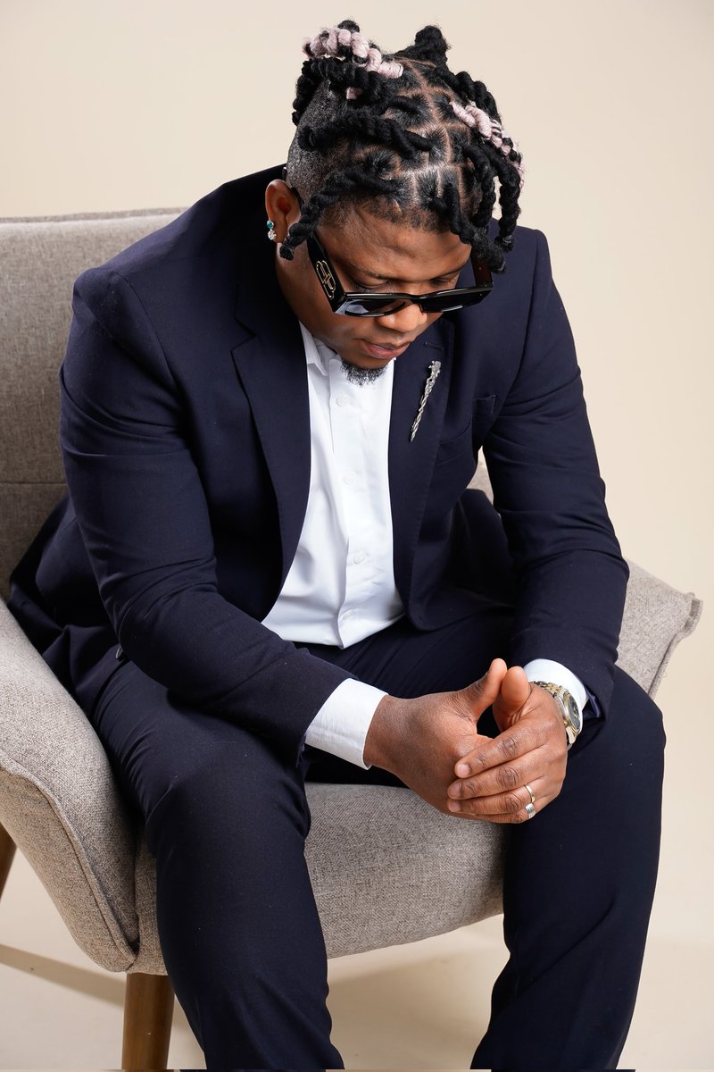 Livy_official1's tweet image. Keep living, keep loving, for that's the soul's true journey in life.
#livysound #loving #beautifulweek