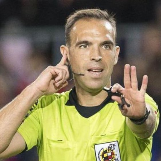 OffsideObs56's tweet photo. I am usually against such behavior but if you guys ever want to spill out your frustration on someone's insta account, this might be the right time to do it.

This guy deserves it. Absolutely corrupted referee. https://t.co/IZ2NQQd63U