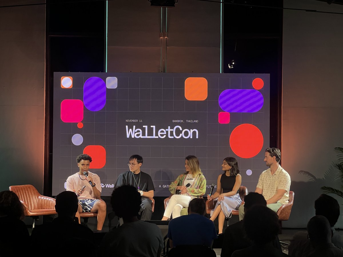 The stage is heating up with the "Hot Takes on Wallet UX" panel with <a href="/houlgrave/"></a>, <a href="/medhakothari/">medha ☀️🍃</a> (<a href="/Uniswap/">Uniswap Labs 🦄</a>), <a href="/TroyZhou0127/">Troy Zhou ♒️</a> (@okxweb3), <a href="/ryanjjones10/">ryanjones.eth</a> (<a href="/MetaMask/">MetaMask 🦊</a>), <a href="/EowynChen/">Eowyn</a> (<a href="/TrustWallet/">Trust Wallet</a>).

Moderated by <a href="/DAppaDanDev/">DappaDan</a> 🧑‍🍳

What do you think was the most 🔥 take? 😏