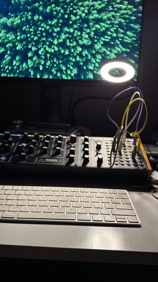 Really enjoying this thing <a href="/Behringer/">Behringer</a>