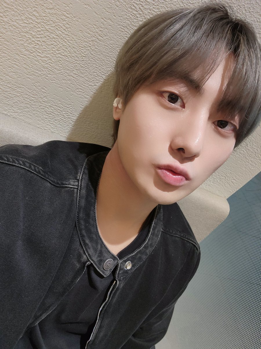 Pattern_Haemin's tweet image. 오늘의 노래 추천 🎵

QWER님들 별의 하모니 🌟