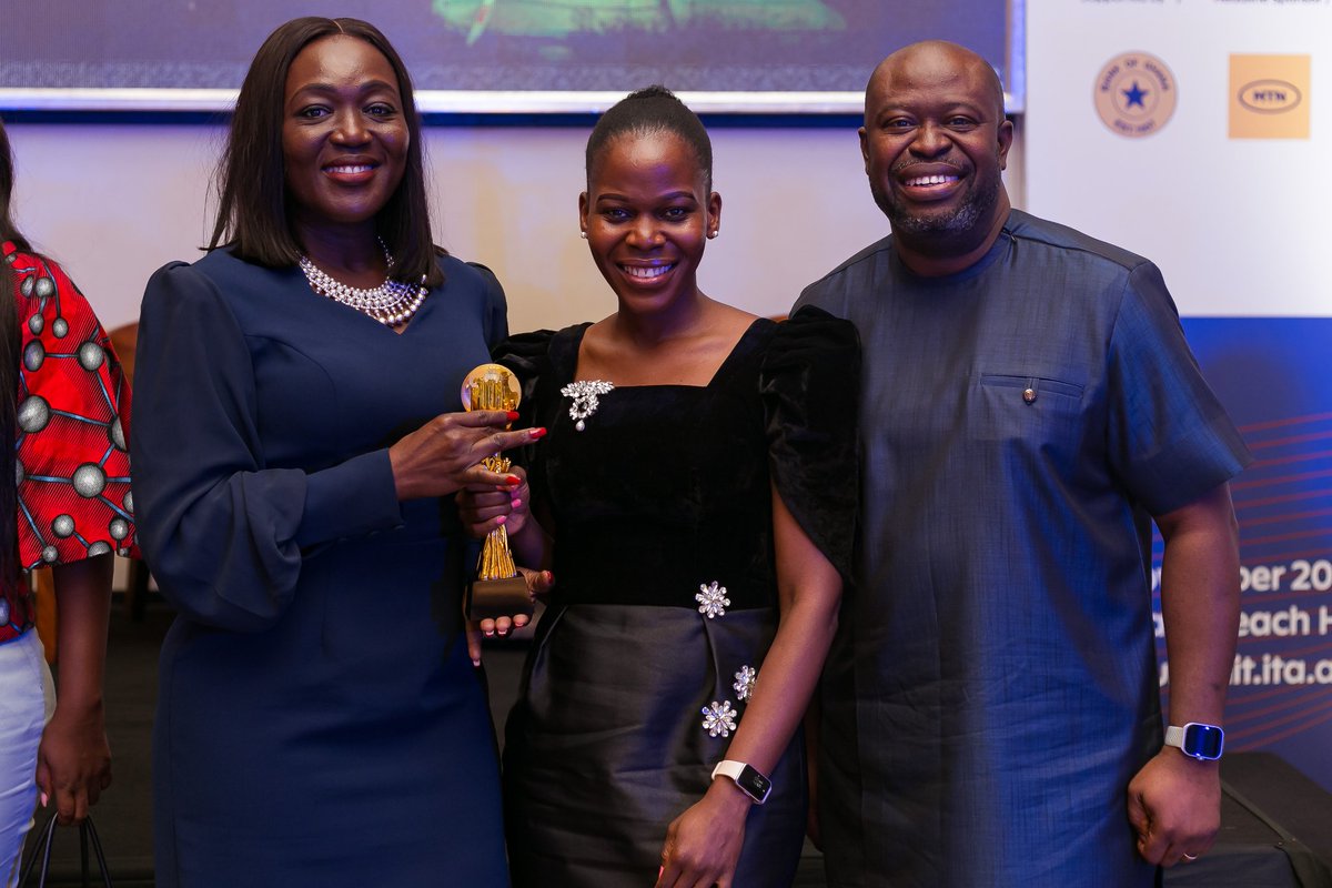 LetshegoGhana's tweet photo. Our Chief Finance Officer- Poelo Mkpayah- was a panel speaker at Evoke Impact's CFO & Future of Finance Summit 2024 held at the Labadi Beach Hotel.
Poelo Mkpayah was also named CFO of the Year for the Non-Bank Financial Institutions category. Congrats Miss P!
#CFOSummit https://t.co/OnkCFL7MIe