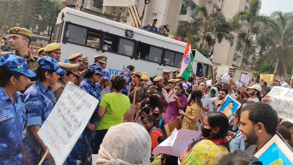 DivyanshiS_'s tweet photo. महिला शक्ति 👍 #no_normalization #No_Normalisation #UPPCS_ROARO_ONESHI #UPPCS_ROARO_ONESHIFT #UPPCS #UPPSC_No_Normalization #uppsc #UPPSC_ROARO_ONESHIFT 
#UPPSC_ROARO_ONESHIFT #no_nor https://t.co/9ElLTo4vJS