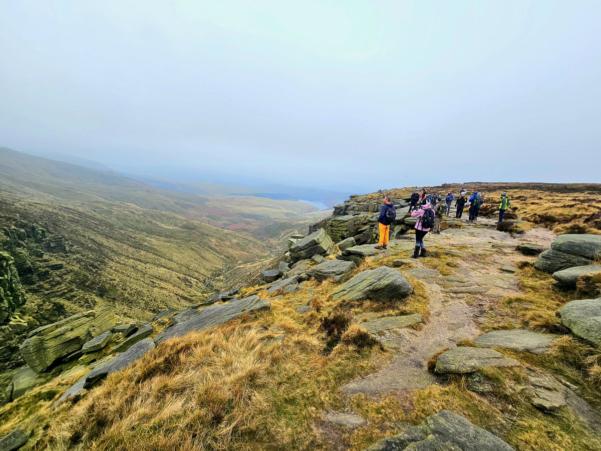 Hiking Manchester 🐝 tweet media