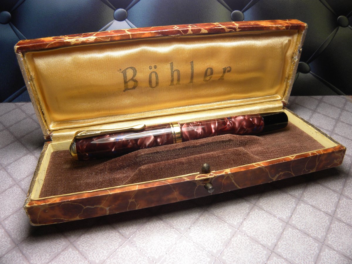 yesteryearsfp's tweet photo. Vintage "Original Böhler" Fountain Pen-Red &amp; Blue Marbled-14K Nib-Germany 1950s.

https://t.co/7gt1FZSJam https://t.co/wnnBIocqIJ