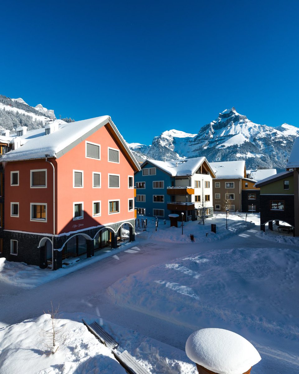 skimaxholidays's tweet photo. Blue sky and snow covered 🌨️lands in 📍Engelberg-Titlis, Switzerland🇨🇭

#skimaxholidays #skimax #skiing #snowboarding #switzerland #skiingadventures #travel #winterfun #exploreswitzerland #powderseason #snowtrip #wintervibes #explorepage #affordablevacation #snowboardingfun https://t.co/YEZsfiy1Hu