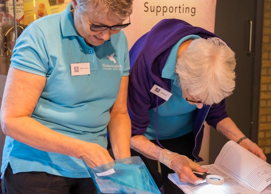 HummingbirdCSG's tweet image. Join us this morning at South Mill Arts, Bishop’s Stortford from 10:30 to 13:30 for our weekly session! Today, we also have Gentle Mat Yoga with Dina — perfect for easing into the week with some light movement and calm.

#HummingbirdSupport #CancerSupport #MondaySession