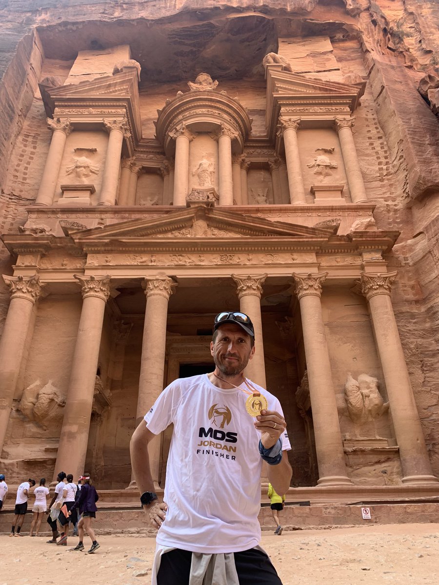 tsaintmax's tweet photo. La traversée du désert du Wadi Rum en Jordanie pendant quatre jours a été une aventure complètement folle. Merci @marathonDsables pour cette expérience inoubliable https://t.co/t8OmmJt8Y6