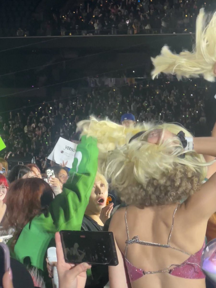 YOU CAN LITERALLY SEE SEUNGKWAN'S SURPRISED REACTION WHEN THEY ALL TOOK OFF THEIR WIGS IN FRONT OF HIM IM CRYINGNF

cr catlvr300