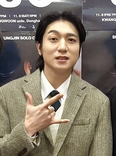 195cinema's tweet image. i know sungjin is very #papah with how mature, reliable, and charismatic he is but every once in a while the fuckboi persona seeps out of him lmao love that for him