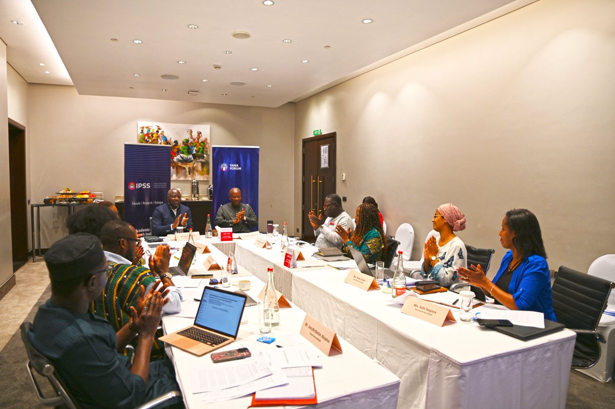 The #TanaForum Secretariat would like to extend its gratitude to the Board Chairperson <a href="/JDMahama/">John Dramani Mahama</a> for attending this meeting despite his demanding election campaign. His Excellency's guidance and attendance at this meeting exemplifies his commitment to the Tana Forum's mission.