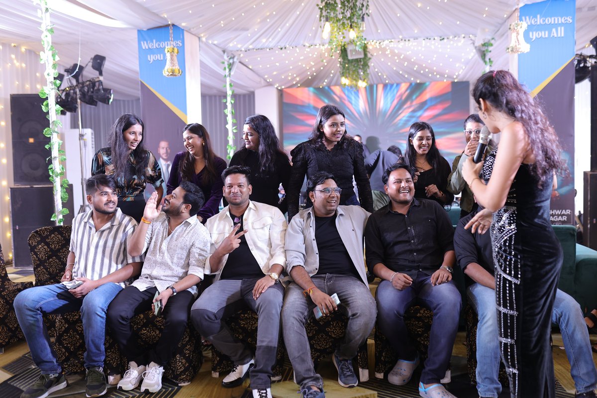 OpenFuture_Tech's tweet image. we celebrate innovation, creativity, and camaraderie under the stars! From live music to engaging activities, this night promises to be filled with laughter, connection, and memorable moments. 🌠
#OpenFutureNight #UnforgettableEvening