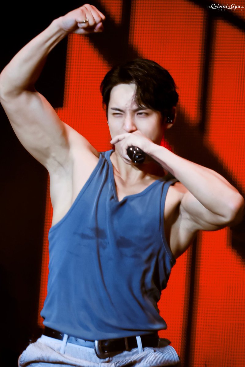 KIM MINGYU 🧎‍♀️🧎‍♀️🧎‍♀️🧎‍♀️🧎‍♀️🧎‍♀️🧎‍♀️🧎‍♀️🧎‍♀️