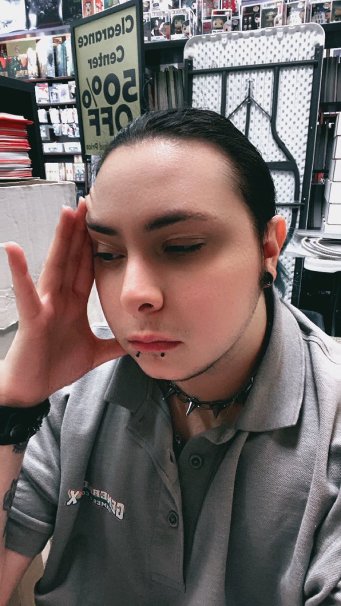princedustling's tweet photo. ✨Simon
✨30+,  he/him
✨DC Comics, BSD, FFVII &amp; FFXIV, Digimon, Dr.Stone, Sk8, Black Butler, TWST, Demon Slayer, ToRev, MP100, BNHA, Sailor Moon, YGO, Blue Lock, One Piece. Servamp &amp; more!
✨@zenellyraen @gmaxpikachu https://t.co/JeslqiK9qT