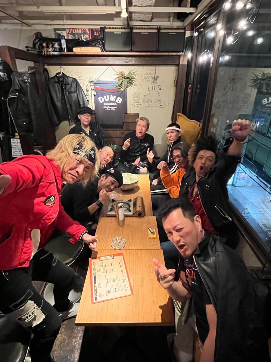 ai_punk_madonna's tweet photo. 昨夜の広島も皆さんのエエ顔観れました！
KANSAI RIOT 中国地方2days 
最高の夜をありがとさんでした！
またRIOTしに行くんで
よろしくAi 集！

#KANSAIRIOT
#AiPUNK 
#MADONNA
#OSAKACRAZYNO1
#愛愛MADONNAめっちゃエエやん
#OiやんBOYSネェやんGIRLS
#日本Aiパンク協会 https://t.co/JUscgxyton