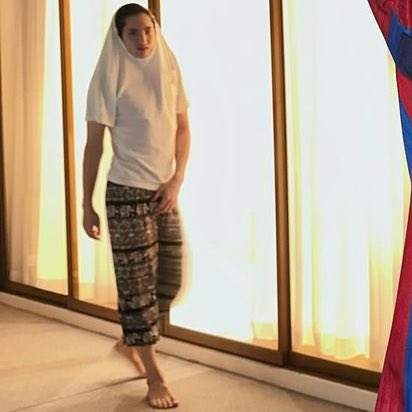 เลือดมอเหลืองแดงไหลวนในตัวทุกคน ไม่เว้นไม่แต่ไอดอล 5555555555555 ธรรมศาสตร์และกางเกงช้างรองเท้าcrocsจริงๆ
555555555555555555555555555555555 สมกับที่นางมีชื่อเข้าชิงตำแหน่งอธิการบดี ท่านรักธรรมศาสตร์จริงๆ พกไปทุกที่