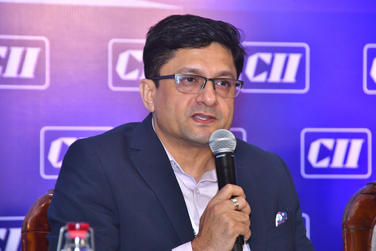 cii4nr's tweet image. Creating an industry forum for #AI #IoT in manufacturing will accelerate #techadoption and innovation. #Collaboration is key to transforming the sector faster.

~Vijay Baliyan, MD - Lead Digital Manufacturing &amp;amp; Ops Accenture India at The Advanced Manufacturing Summit&apos;24

#CII4NR