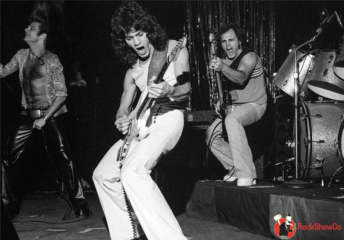 RockShowCo tweet media