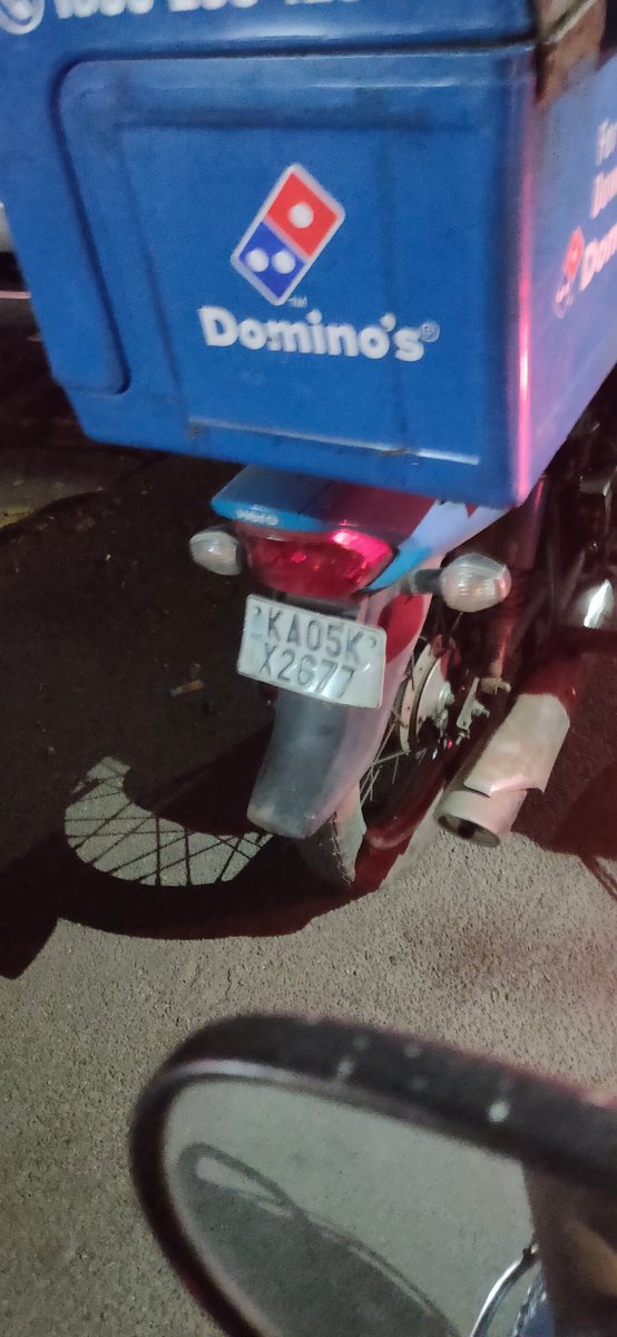 rohithram9's tweet photo. @dominos_india Rash driving by rider and no response by support even after mails. https://t.co/IaoV3wZLos