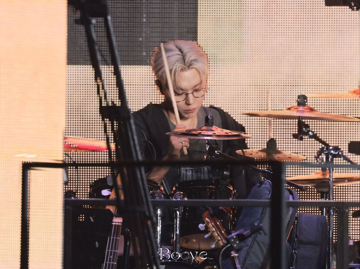 241013 고양 승관

ㅁㅊ…
요즘 너무 바빠서..
너무 보고싶다…

#seventeen #세븐틴 #seungkwan #SVT #booseungkwan #승관 #부승관 #뿌
#夫胜寛 #胜寛 #SEUNGKWAN  #スングァン #セブチ