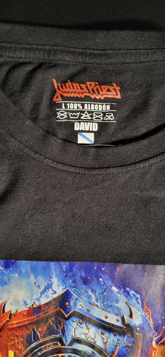 DavidGTato's tweet photo. La #Metalshirt de hoy es un regalazo de @garlord1974
#JudasPriest #InvincibleShield #StrangersTour https://t.co/vMzEMFUuUT