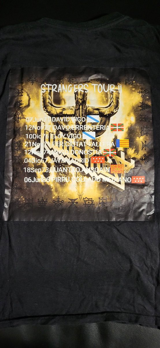 DavidGTato's tweet photo. La #Metalshirt de hoy es un regalazo de @garlord1974
#JudasPriest #InvincibleShield #StrangersTour https://t.co/vMzEMFUuUT