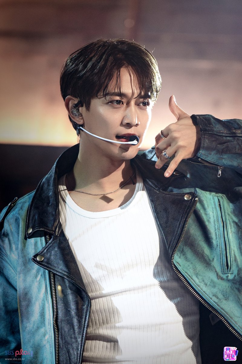 SBS 인기가요 (SBS Inkigayo) tweet media