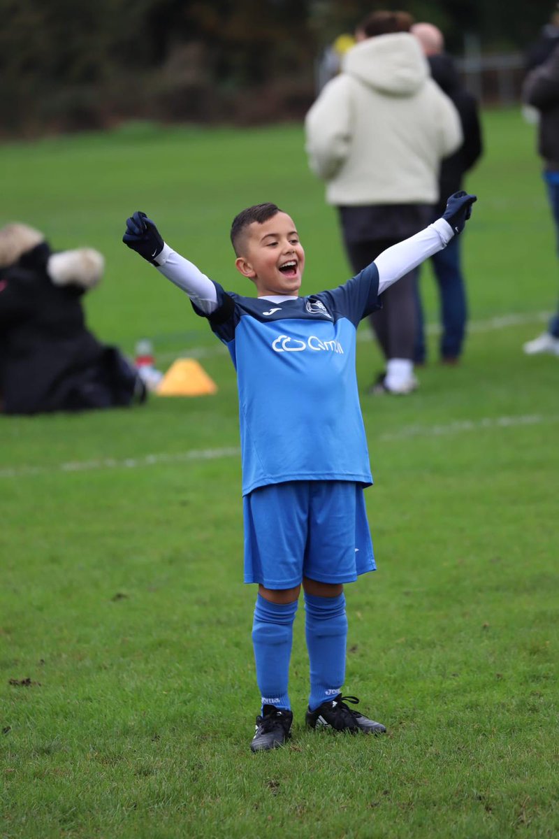 Baldon Sports Fc (@baldonsportsfc) on Twitter photo This photo sums up what grass roots football should be about fun
Enjoy your football with a smile
<a href="/baldonsportsfc/">Baldon Sports Fc</a> This photo sums up what grass roots football should be about fun
Enjoy your football with a smile
<a href="/baldonsportsfc/">Baldon Sports Fc</a>