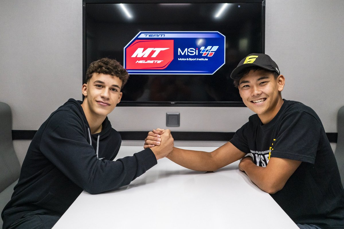 🎙️ Ángel Piqueras: “Estoy muy contento por unirme a esta gran familia. Pienso que es una buena decisión y me siento con muchas ganas de empezar la temporada que viene, con la nueva moto. A ver qué tal se nos da.”

#mthelmetsmsifamily♥️ #2025season #moto3 #angelpiqueras