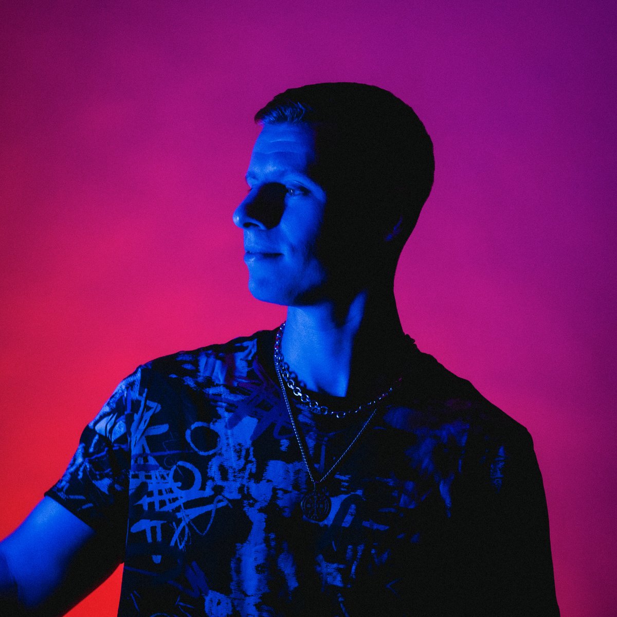 BrainJackMusic's tweet photo. We have discovered the cure: @barkersounds - My Remedy is out tomorrow!

Pre-save it at the link in bio⚡️
.
.
.
.
.
#newmusic #melodictechno #techno #house #deephouse #melodichouse #basshouse #edc #dancemusic #insomniac #brainjack https://t.co/mNwT0N4brv