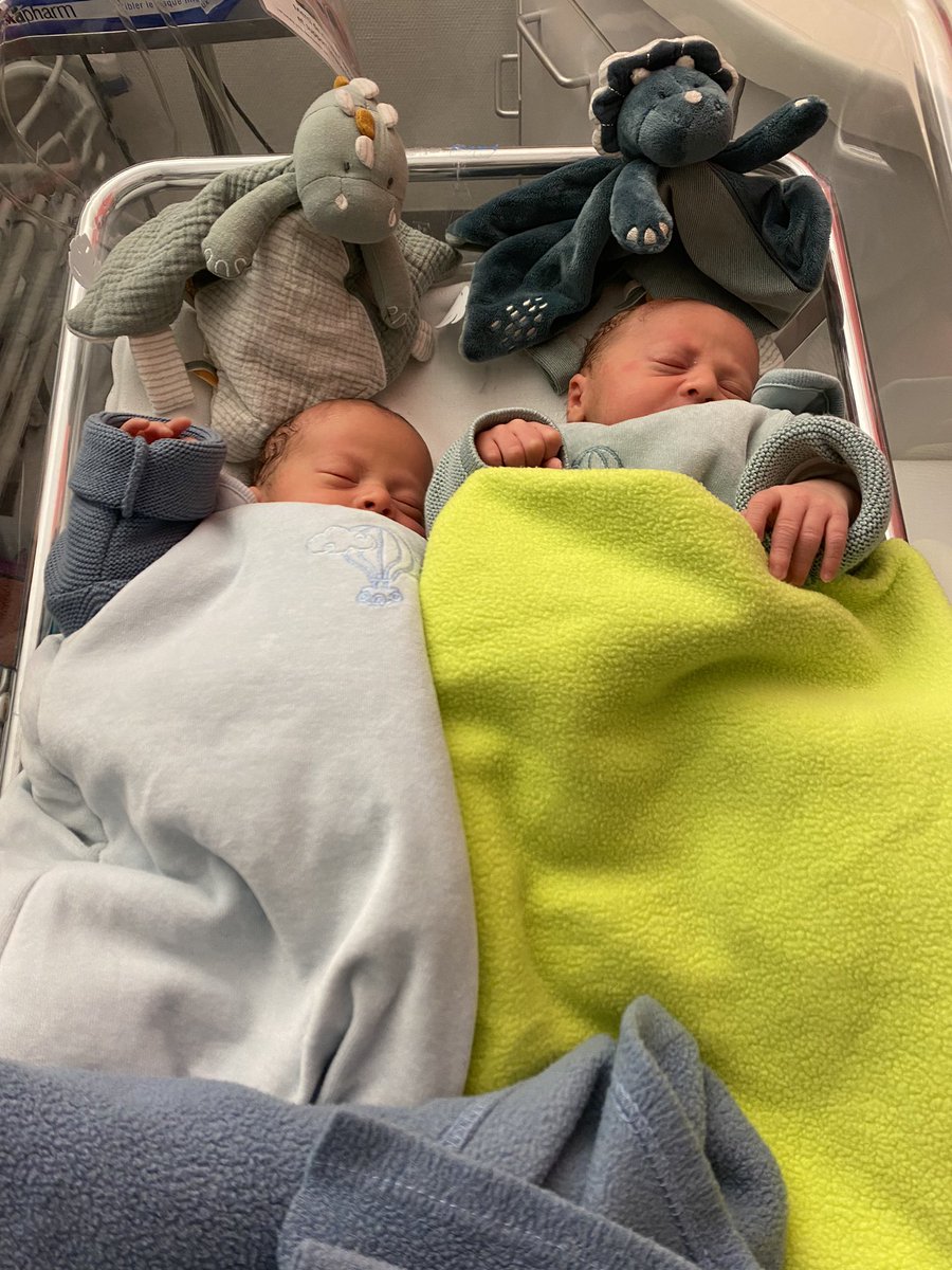 Je suis papa.
Je suis papa.