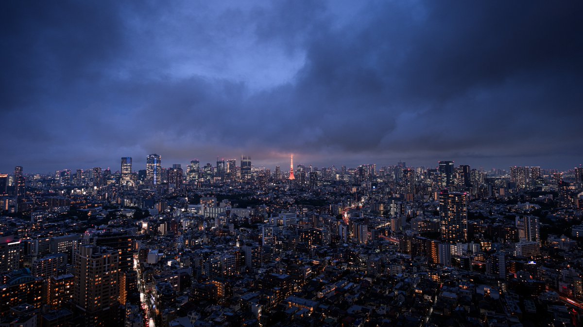 Nitto_Photo's tweet photo. Blue Hour https://t.co/cAAVZcnN9M