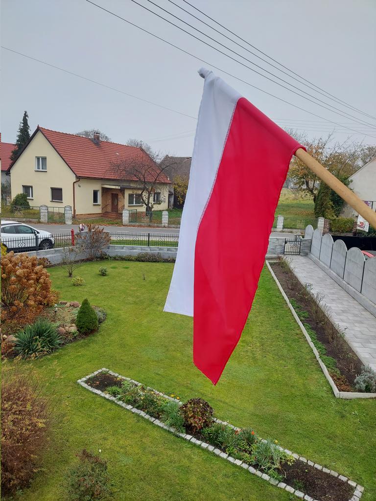 Kamcik87's tweet photo. 🇵🇱 Narodowe Święto Niepodległości 🇵🇱 #świętoniepodległości #díadelaindependencia #independenceday #niepodległa #11listopada #11nov #walce #flaga #białoczerwona #polonia #poland #polska #106rocznicaodzyskanianiepodległości https://t.co/p6G60vtbC5