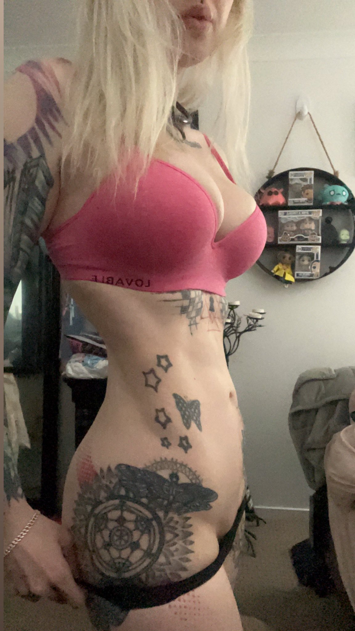 1 pic. Only been back at gym a week… loving it https://t.co/t1zlZPgjMG
