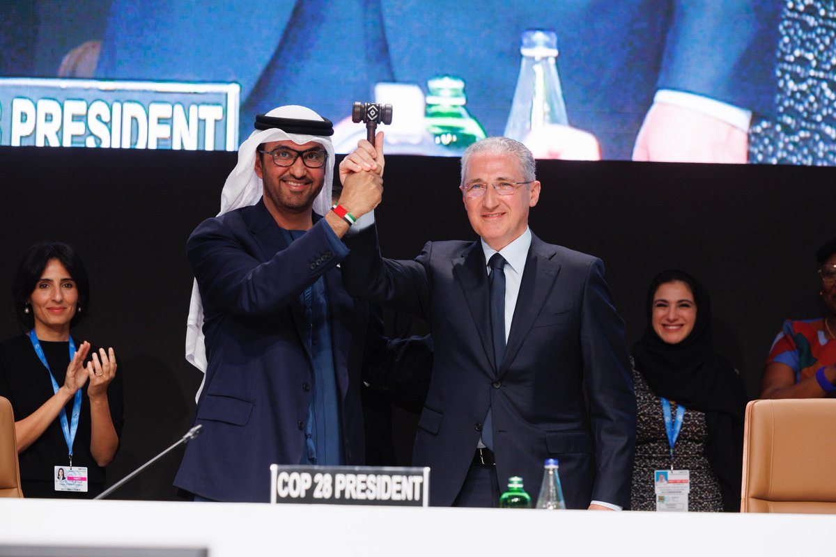 The UAE formally hands the COP Presidency over to Azerbaijan with the symbolic exchange of the gavel.

Dr. Sultan Al Jaber extends support to COP29 President, H.E. Mukhtar Babayev, and urges Parties to show the world that we have the determination to unite, the responsibility to
