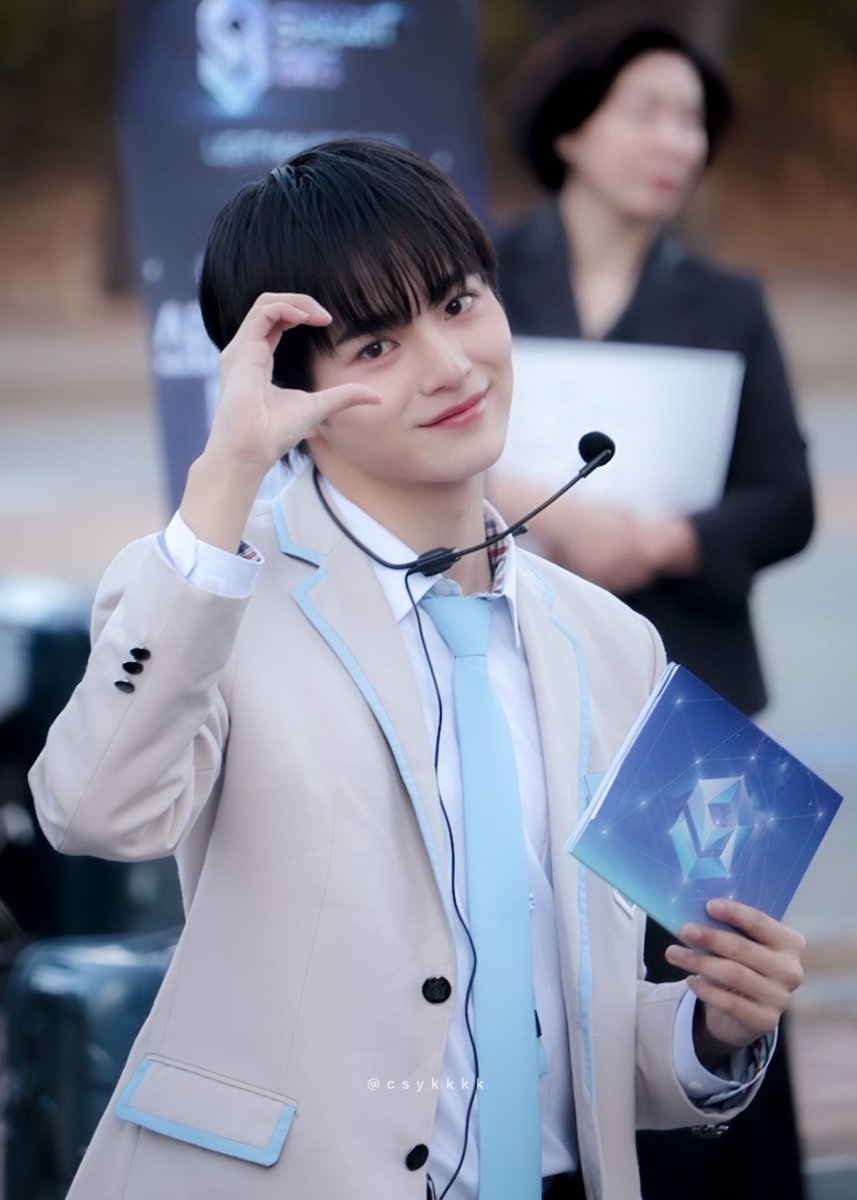 241110 미니팬 MC 홍냥이🐾

#홍성민 #HONGSUNGMIN #洪成旻
#판타지보이즈 #FANTASYBOYS 
#스타라이트보이즈 #Starlightsboys