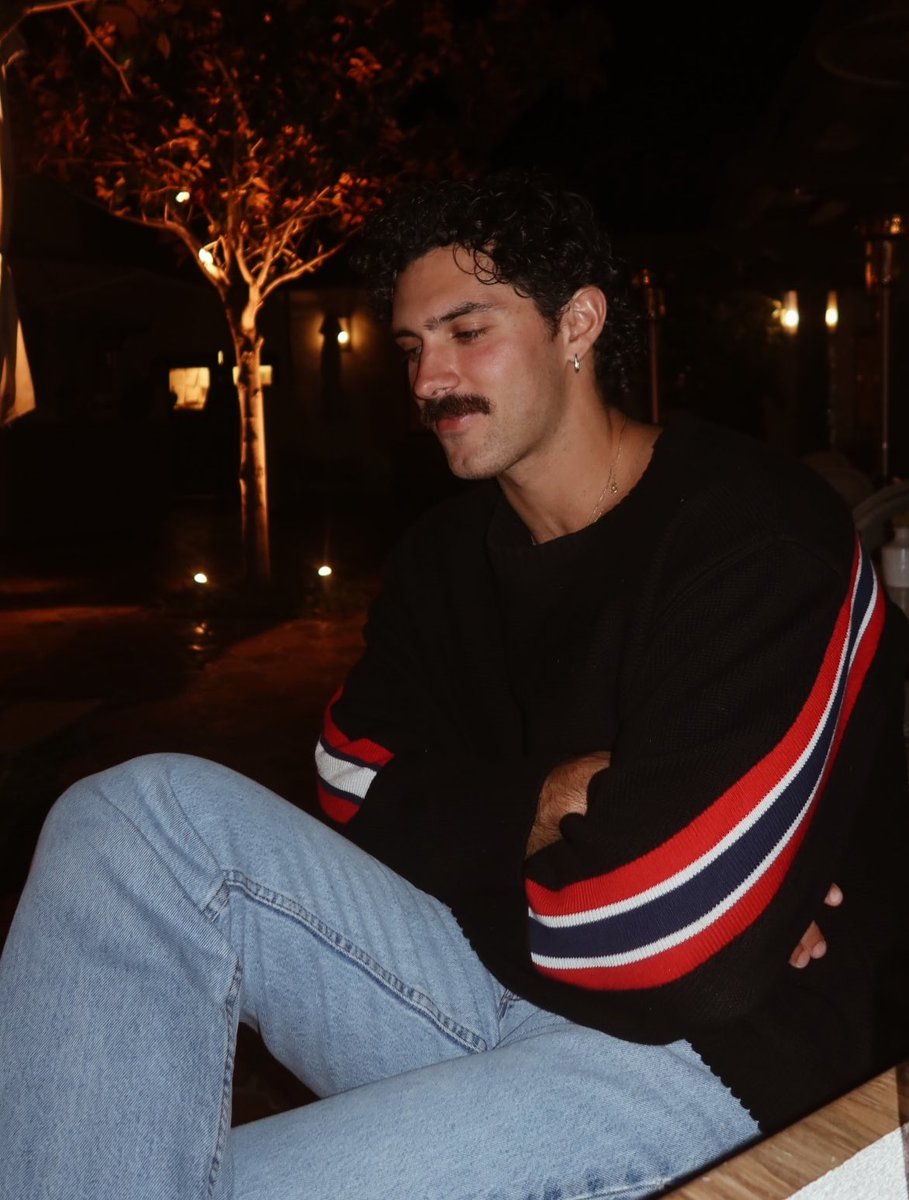 𝙅𝘼𝙔. tweet media