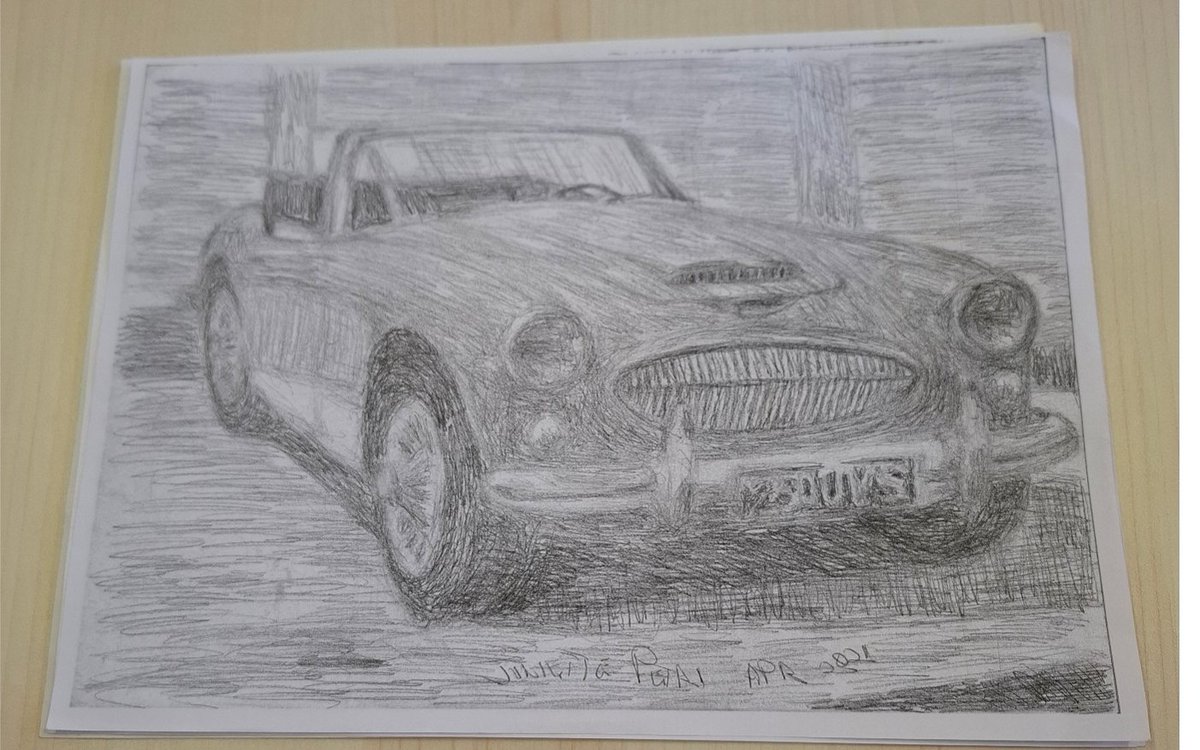 Check out this artwork display from Juliette Patri, one of our service users who finds that drawing eases her anxiety and allows her to reminisce 💚