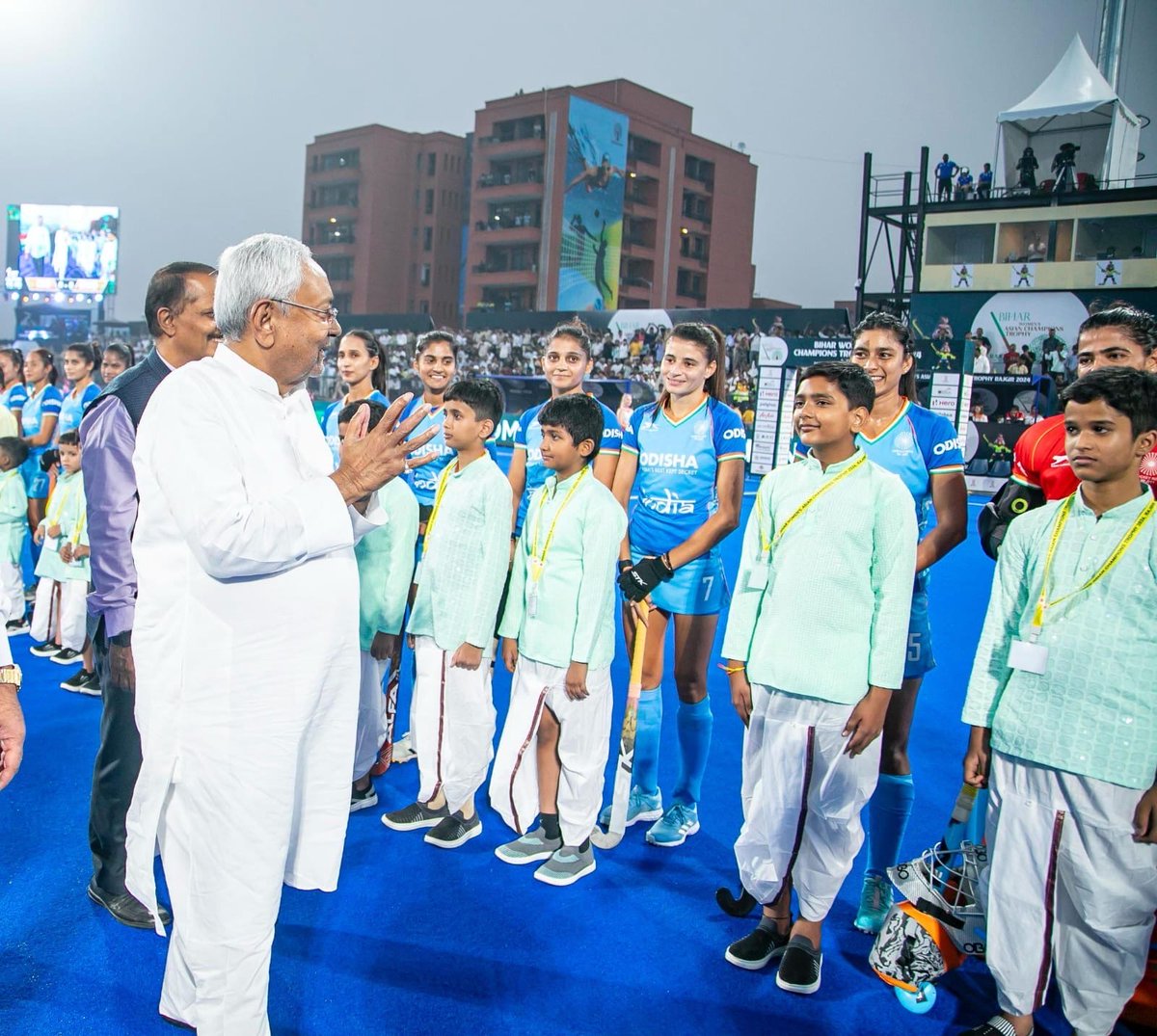 Nitish Kumar tweet media