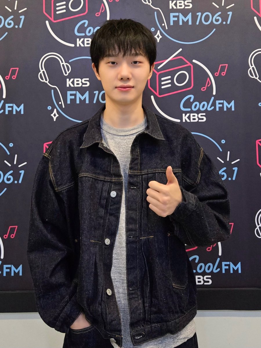 hahyunsang_twt's tweet photo. 2024.11.11  KBS Cool FM <몬스타엑스 I.M의 키스 더 라디오> 

#하현상 #Hahyunsang #Elegy #향기 #Scent https://t.co/P1k3Z9mfUX