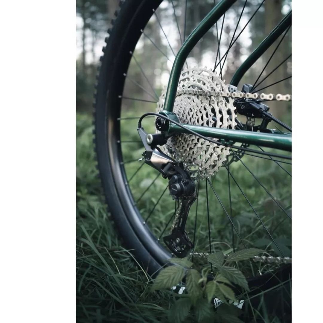 steelisrealmtb's tweet photo. Dropping this credibly spec'd chromoly Mullet in at a casual £1250. Be intresting to see some feedback on it 👌🏼
#Steelisreal #Steelisrealmtb 
#mtb #mtblife #bike #mountainbike #cycling #bikelife  #mtblove #downhill #cyclinglife #enduro #mountainbiking #enduromtb #mtblifestyle https://t.co/KCmfJ2VFQn