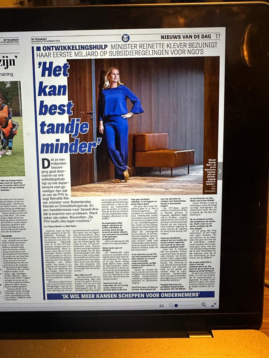 Minister Klever gaat maarschappelijke organisaties die aan vrede en stabiliteit werken zoals <a href="/PAXvoorvrede/">PAX voor vrede</a> weg bezuinigen. In deze tijd! 

75 jaar vredeswerk in nauw partnerschap met het <a href="/minbuza/">Ministerie van BZ</a> staat op het spel. Een grote klap!