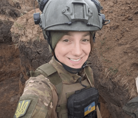 Thinkrussian58's tweet photo. Russian girl in army♥️
ukranian transvestite in army😱
Makes sense they lost their way 

#russia #kiev #Russian #war #satanic #ukraine #ukranian #moscow #kievregime #nazi #denazify #khsrkov #odessa #istandwithrussia 🇹🇭 https://t.co/Upn1xXPhHN