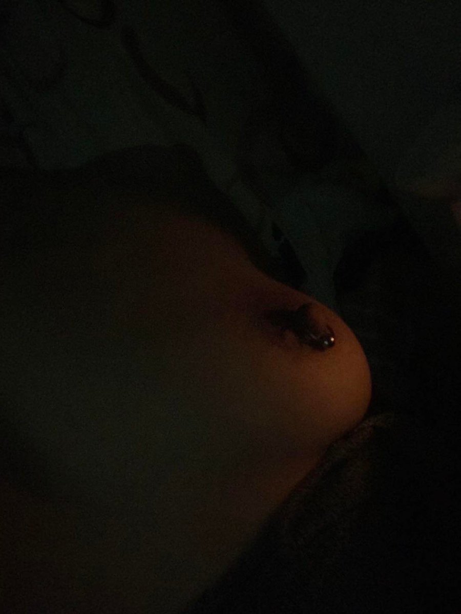发信息之前请先浏览一下动态和介绍，单男没有完整的自我介绍打招呼，浪费时间，全部给你们关禁闭👿