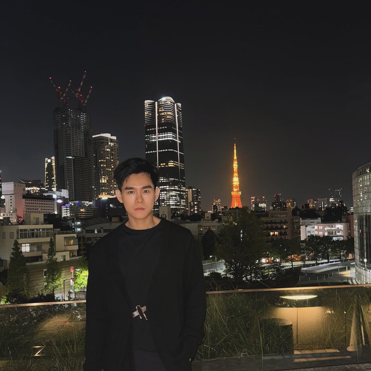 RichardLeeJFC's tweet photo. “どこにいると思う？”

Cr.richardleechi IG FB
#李齊 #李齊Richard #李齊RichardLee https://t.co/ScGgKi65PA